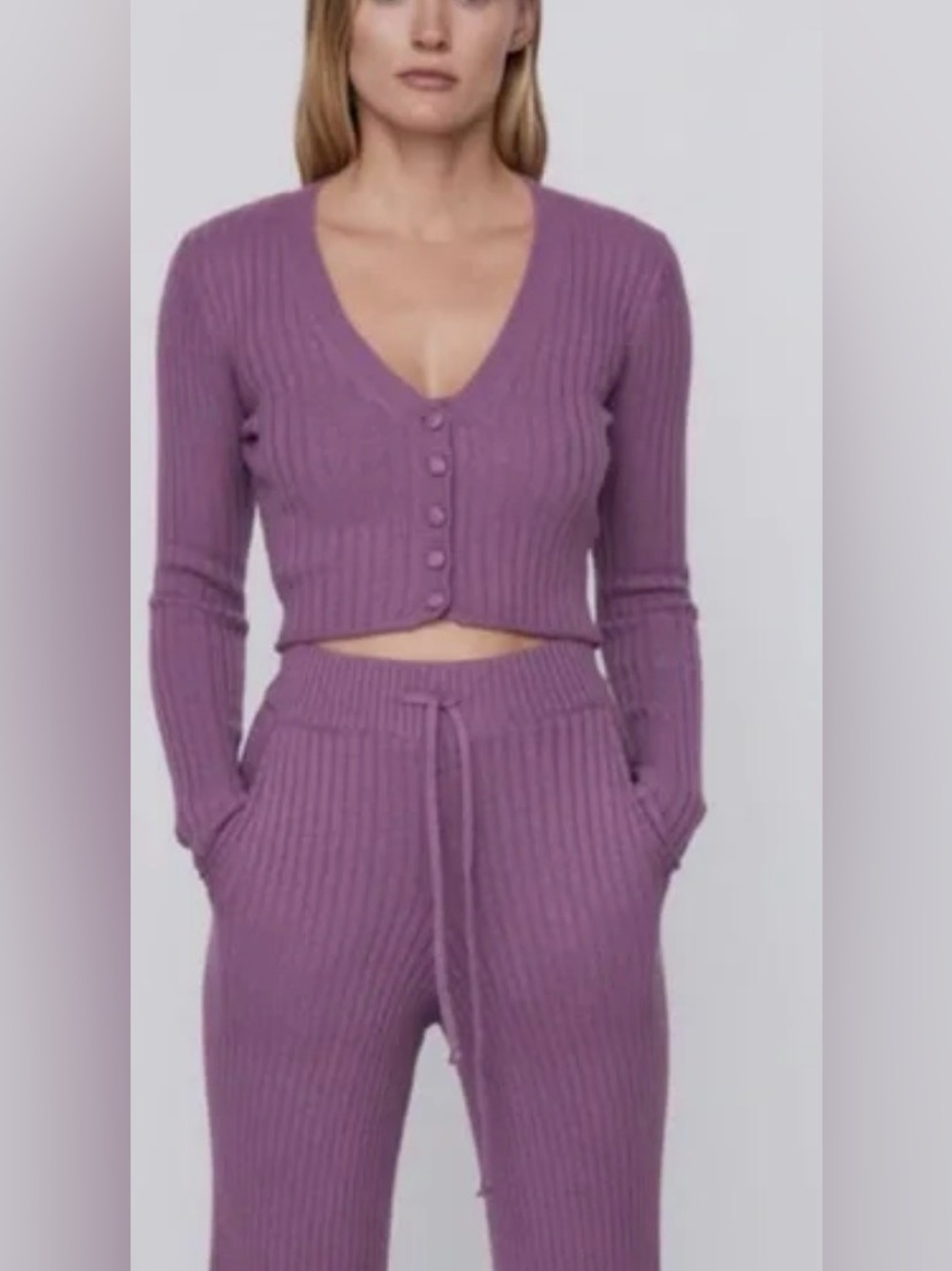 Zara - Purple Ribbed V Neck Button Down Crop Long Sleeve Sweater Size Medium